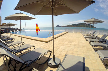 By Ihg 4*